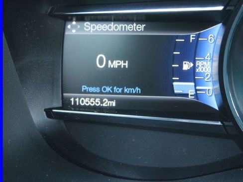 Used 2016 Ford Explorer XLT w/ Equipment Group 202A AWD/4WD image 36