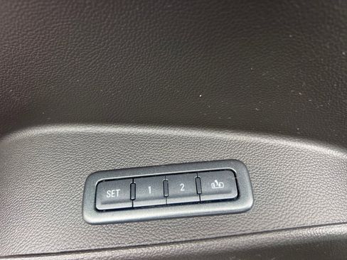 Used 2015 Chevrolet Suburban LT AWD/4WD image 30