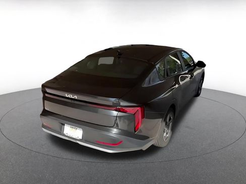 Used 2025 Kia K4 FWD image 12