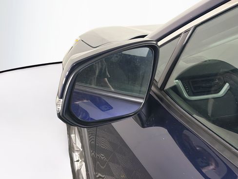 Used 2025 Toyota RAV4 XLE FWD image 16