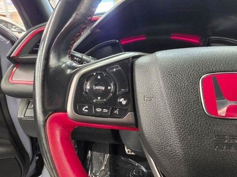 Used 2019 Honda Civic Type R image 17