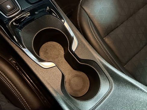 Used 2023 Chevrolet Bolt LT w/ Infotainment Package image 15