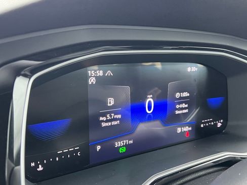 Used 2024 Volkswagen Jetta Sport image 16