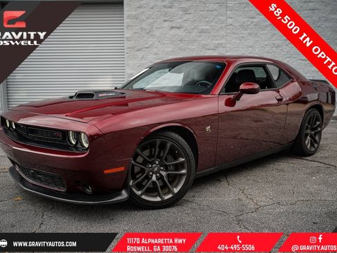 Used 2022 Dodge Challenger R/T Scat Pack w/ Shaker Package image 1