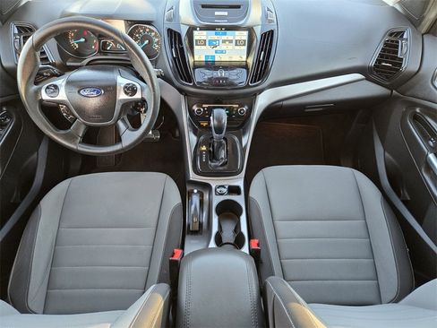 Used 2016 Ford Escape SE w/ Equipment Group 201A image 5