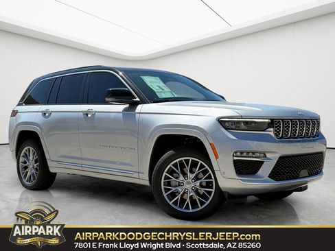 New 2025 Jeep Grand Cherokee Summit w/ Adv Protech Group IV AWD/4WD image 1