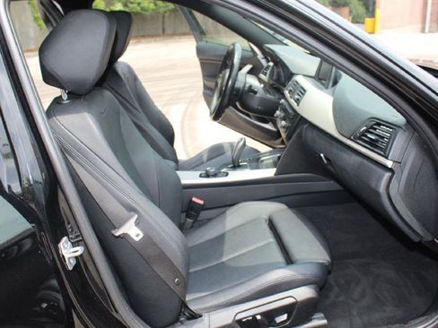 Used 2014 BMW 320i Sedan image 9