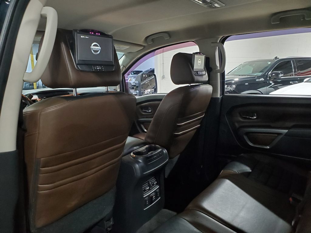 Used 2017 Nissan Titan Platinum Reserve RWD image 26