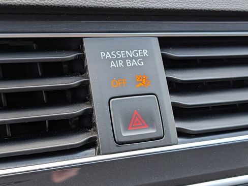 Certified 2023 Volkswagen Tiguan S AWD/4WD image 33
