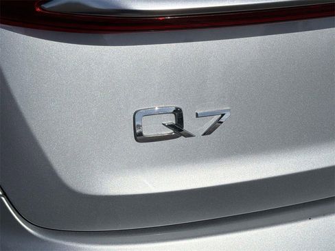 Used 2023 Audi Q7 3.0T Premium Plus image 29