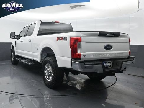 Used 2019 Ford F250 XLT w/ XLT Premium Package AWD/4WD image 5