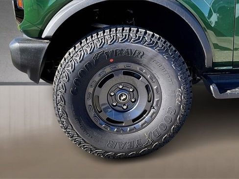 New 2025 Ford Bronco Outer Banks w/ Sasquatch Package image 11