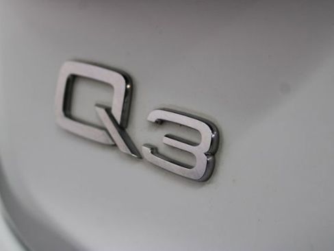 Used 2018 Audi Q3 2.0T Premium Plus w/ Premium Plus Package image 6