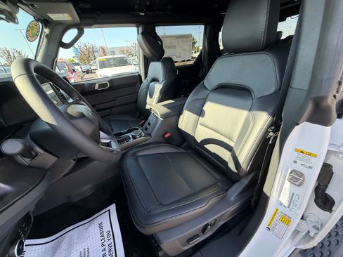 New 2026 Ford Bronco Badlands AWD/4WD image 18
