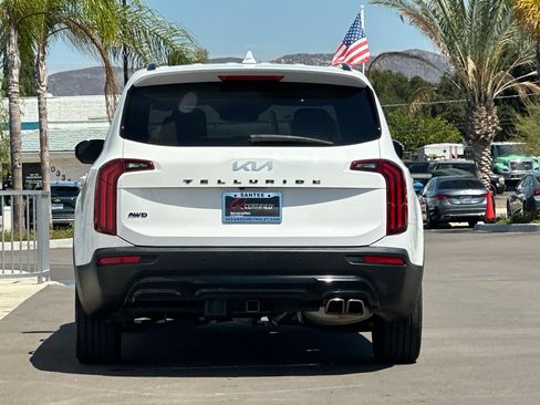 Used 2022 Kia Telluride SX w/ SX Prestige Package AWD/4WD image 5