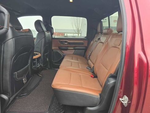 Used 2022 RAM 1500 Limited w/ Cold Weather Group image 16