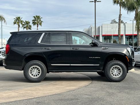 New 2026 GMC Yukon Elevation image 3