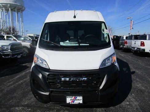 Used 2024 RAM ProMaster 2500 w/ Power Group FWD image 2