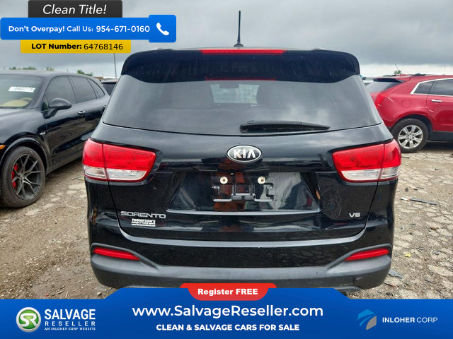 Used 2017 Kia Sorento AWD image 8