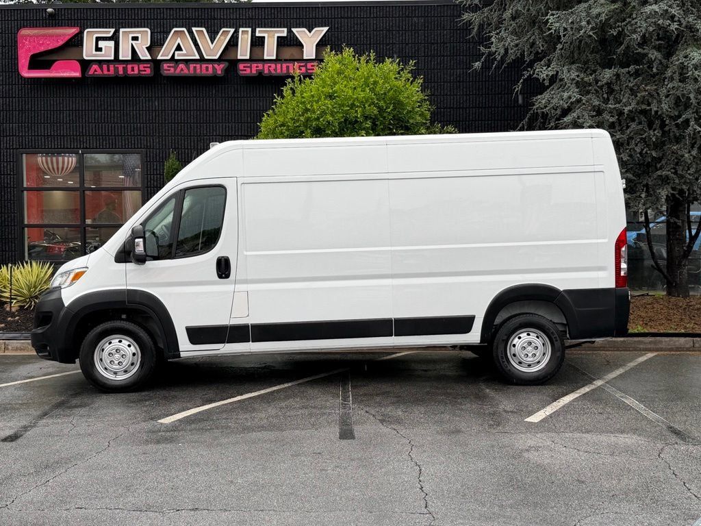 Used 2023 RAM ProMaster 2500 FWD image 9
