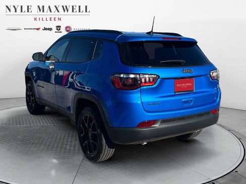 New 2026 Jeep Compass Latitude image 14