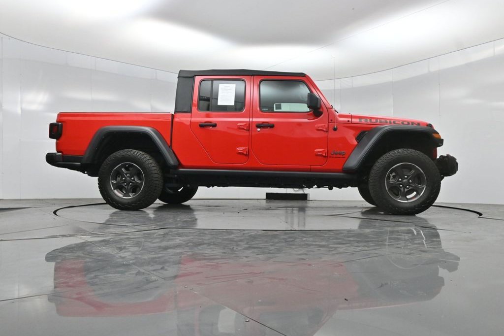 Used 2023 Jeep Gladiator Rubicon AWD/4WD image 32