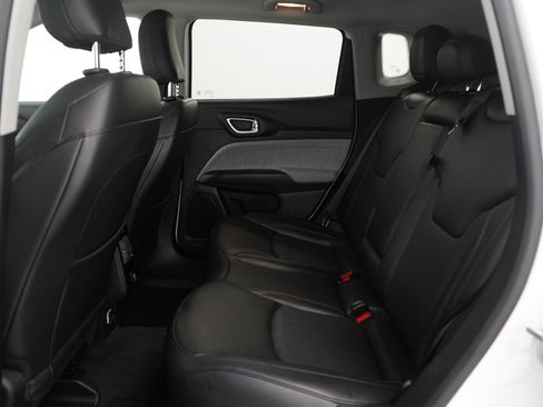 Used 2022 Jeep Compass Latitude image 13