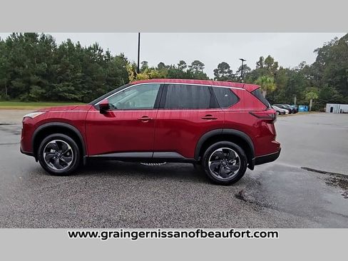 New 2026 Nissan Rogue SV image 25
