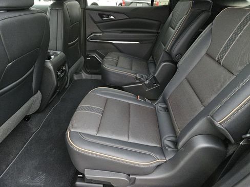 New 2026 Chevrolet Traverse High Country image 24