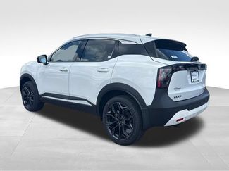 New 2026 Nissan Kicks SR w/ SR Premium Package AWD/4WD video 3