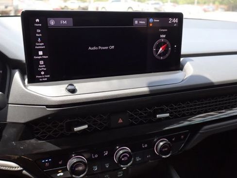 Used 2025 Honda Accord Touring image 18
