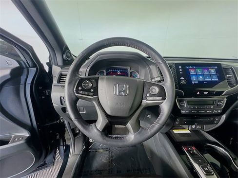Used 2022 Honda Pilot Black Edition image 13