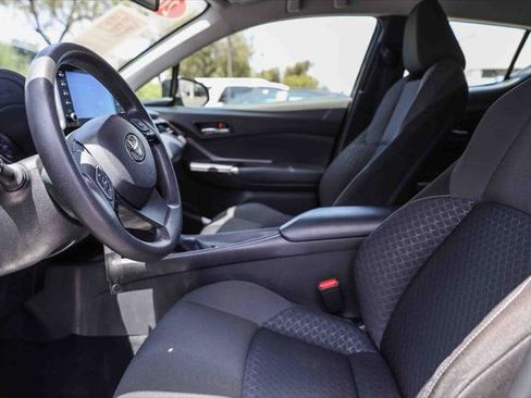Certified 2021 Toyota C-HR LE FWD image 18