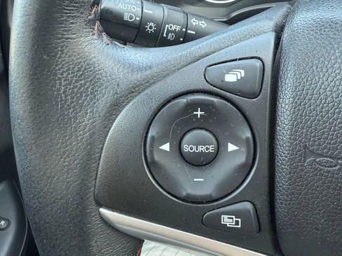 Used 2018 Honda Fit Sport image 21