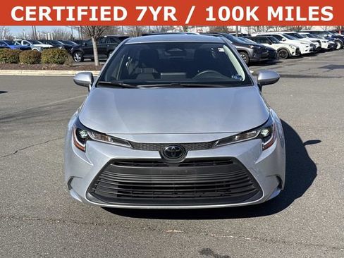 Used 2023 Toyota Corolla LE image 6
