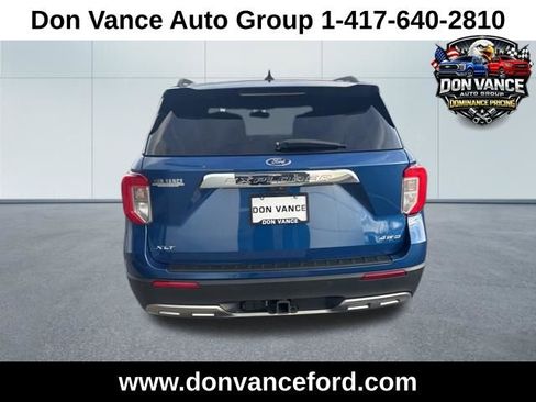 Used 2023 Ford Explorer XLT w/ Equipment Group 202A image 7