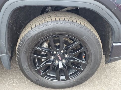 Used 2023 GMC Sierra 1500 Elevation w/ LPO, Elevation Black Package image 8