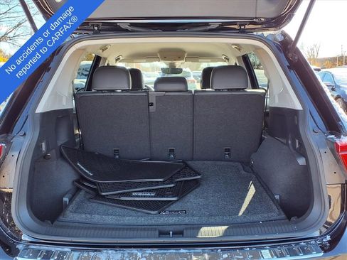 Used 2022 Volkswagen Tiguan SE image 10