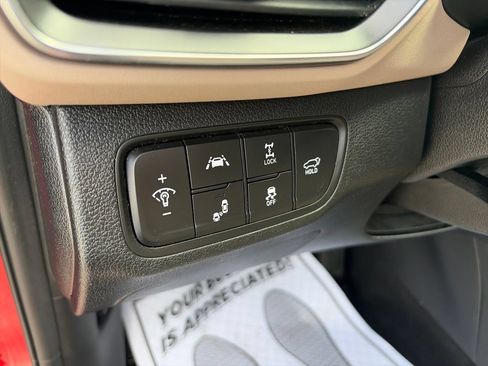 Used 2020 Hyundai Santa Fe Limited AWD/4WD image 17