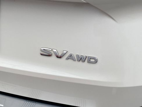 Used 2021 Nissan Rogue SV image 14