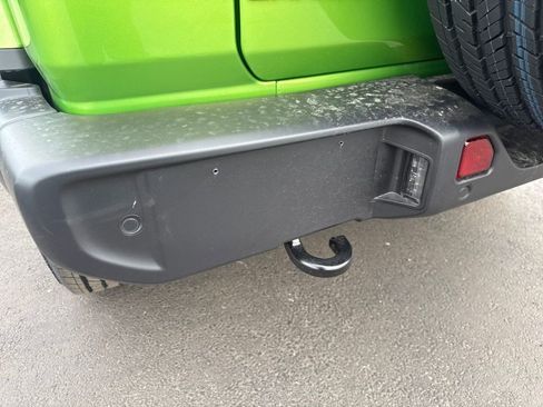 New 2026 Jeep Wrangler Sahara w/ Whitecap Package AWD/4WD image 12