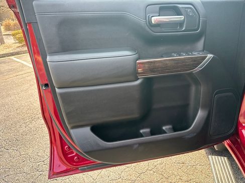 Used 2020 GMC Sierra 1500 Elevation w/ Elevation Value Package image 11