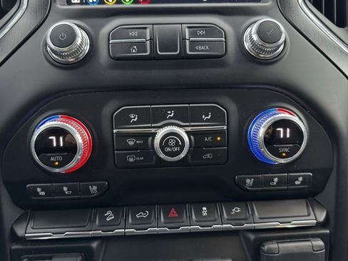 Used 2022 GMC Sierra 2500 AT4 w/ Gooseneck/5TH Wheel Package image 10