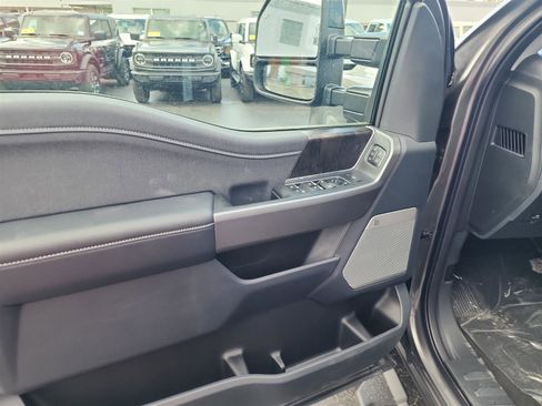 New 2025 Ford F350 Lariat w/ Lariat Ultimate Package image 12