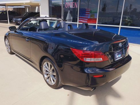 Used 2013 Lexus IS 250C w/ Luxury Pkg RWD image 33