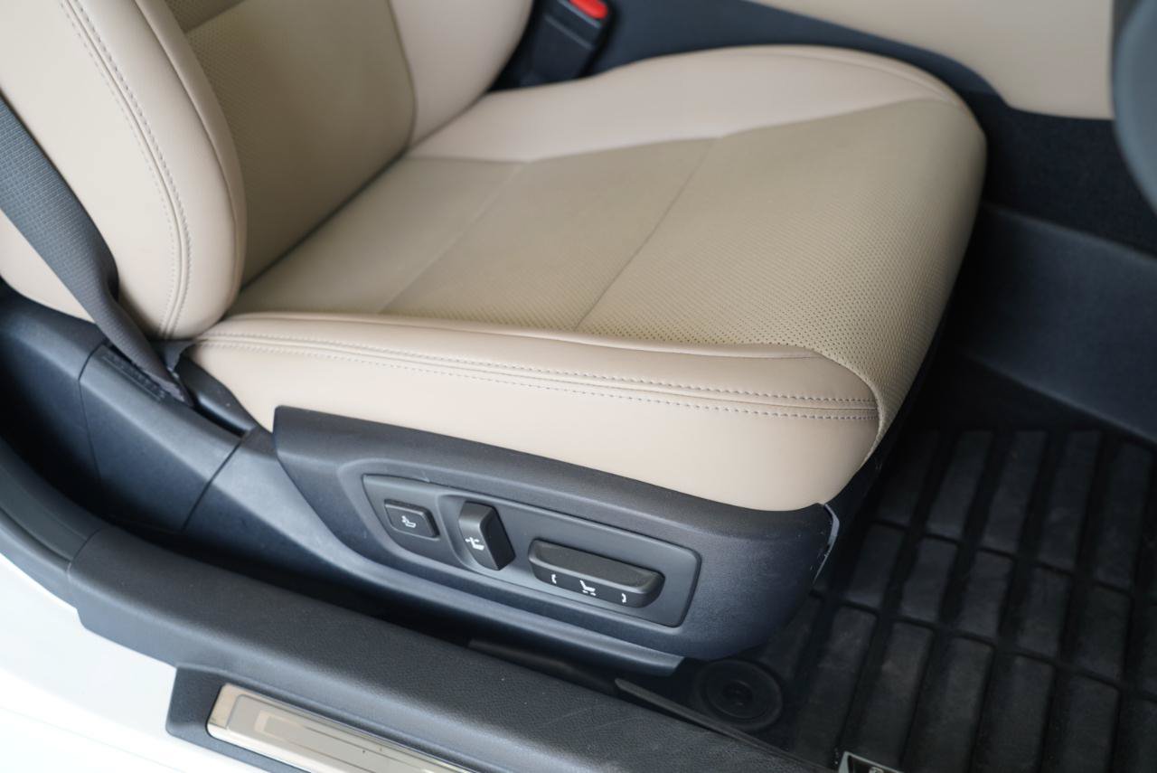 Used 2016 Lexus GS 200t RWD image 31