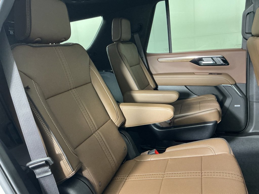 New 2027 Chevrolet Tahoe High Country w/ LPO, Dark Essentials Package AWD/4WD image 16