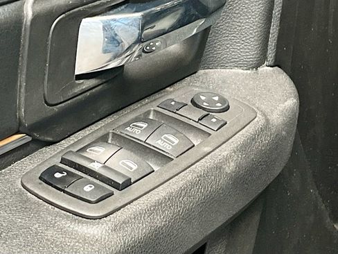 Used 2022 RAM 1500 Warlock w/ Electronics Group AWD/4WD image 18
