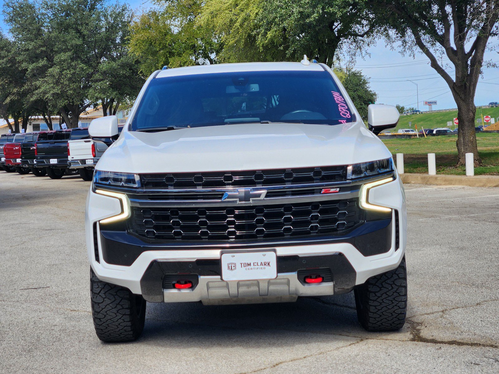 Used 2022 Chevrolet Suburban Z71 AWD/4WD image 32