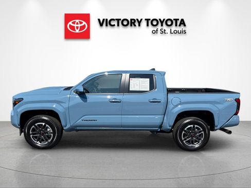 Used 2026 Toyota Tacoma TRD Sport AWD/4WD image 6
